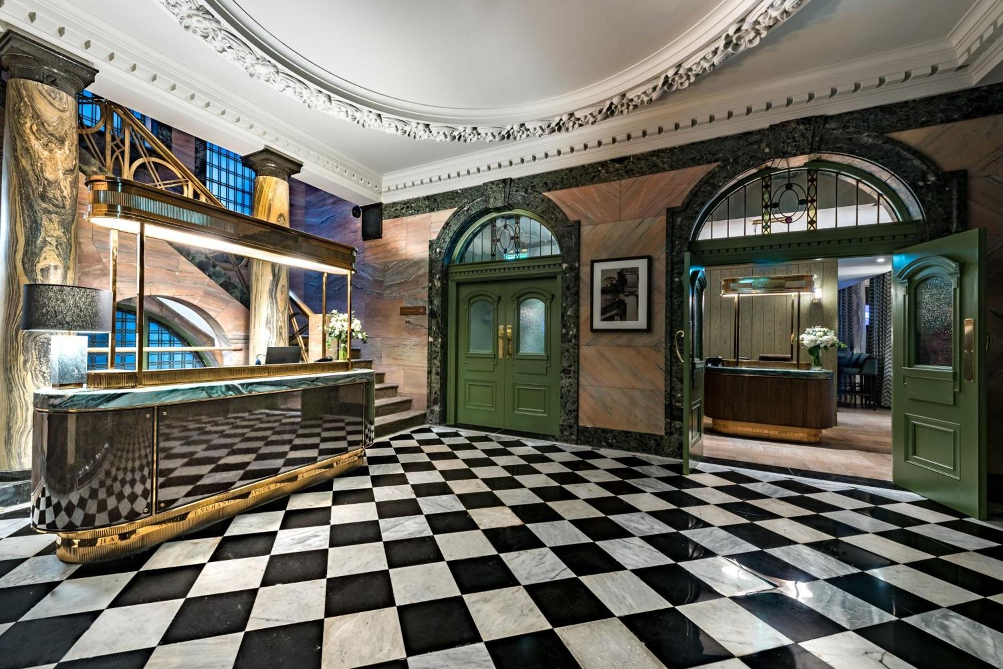 Stock Exchange Hotel, Manchester, Autograph Collection Exterior foto The hotel's lobby