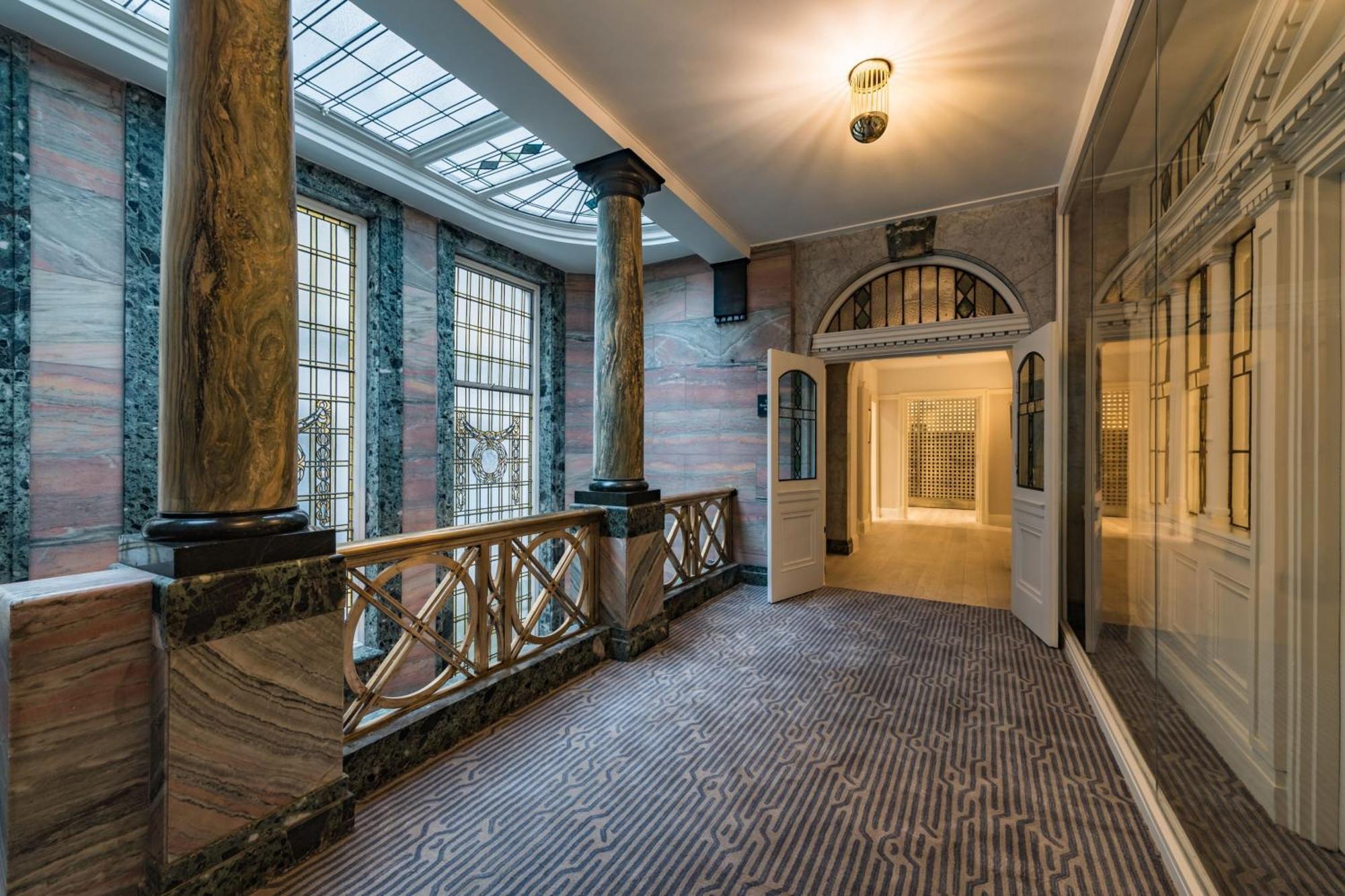 Stock Exchange Hotel, Manchester, Autograph Collection Exterior foto The interior of the National Museum of Scotland