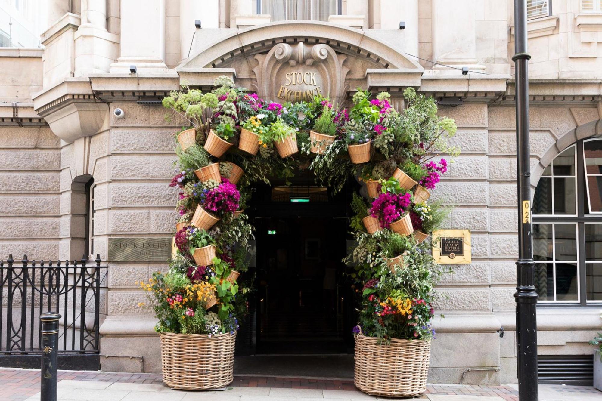 Stock Exchange Hotel, Manchester, Autograph Collection Exterior foto The entrance to the hotel